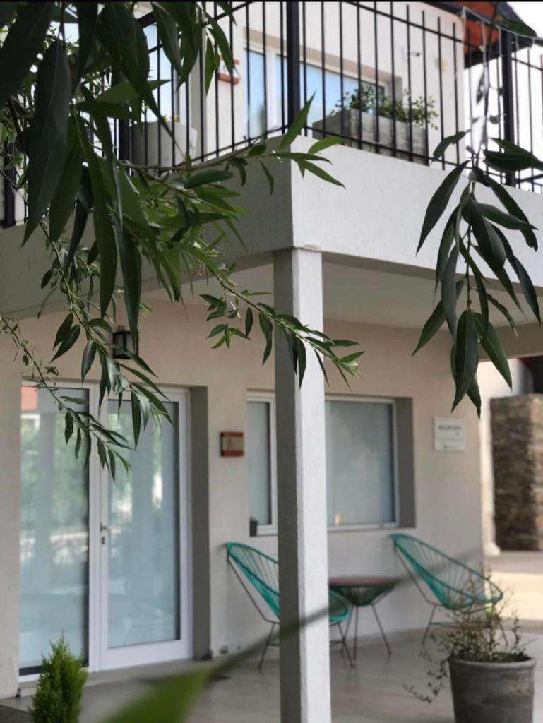 Del Sol Apart Hotel Sarmiento  المظهر الخارجي الصورة
